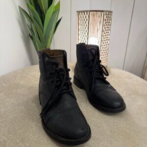 Levi’s Men’s Black Boots – Size 10